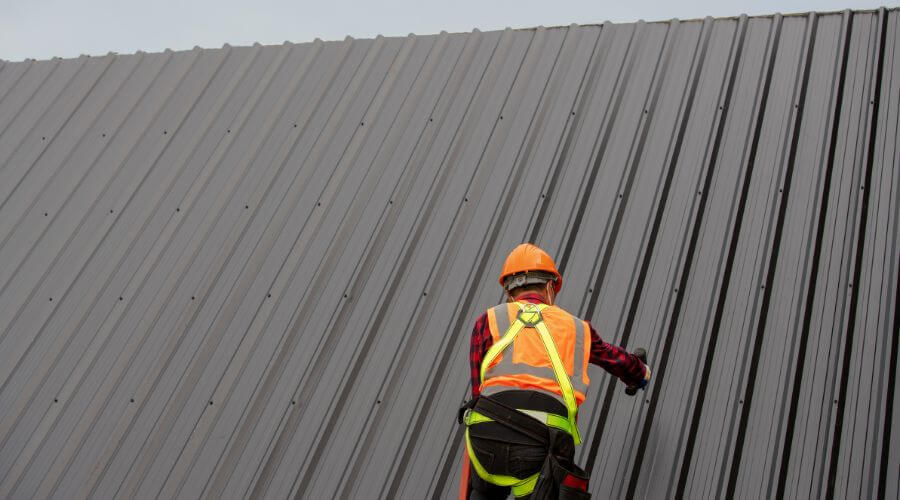 Professional residential roofers in Cedar Hill, TX